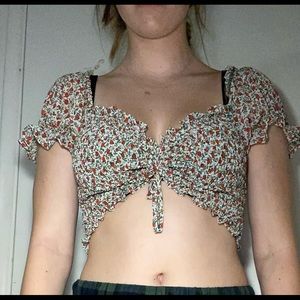 Rose Shirt w/ Ruffle Sleeves